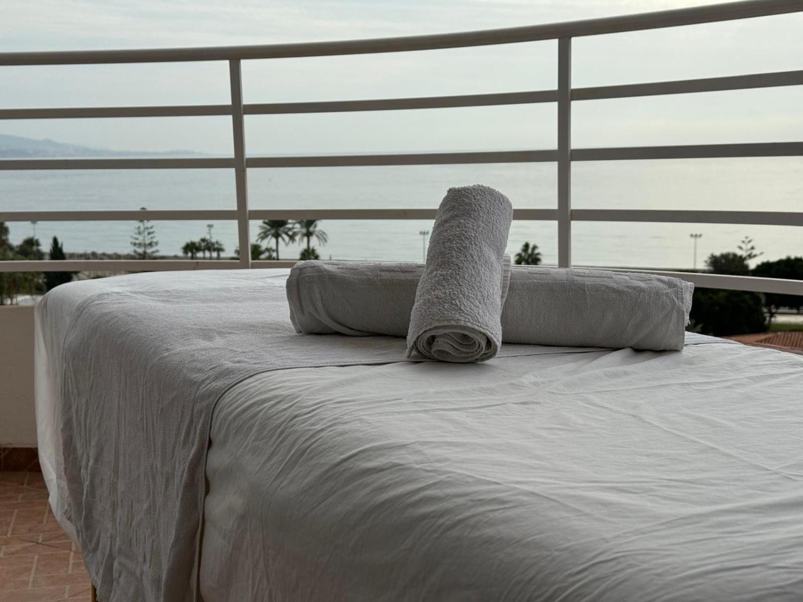 A&N La Vega 10 Apartment Torre Del Mar Luaran gambar